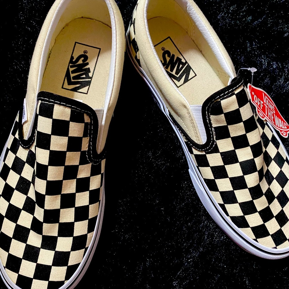 NWT Van’s